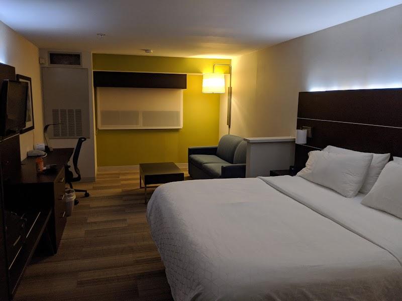 Photo of Holiday Inn Express & Suites Seattle-Everett, an IHG Hotel