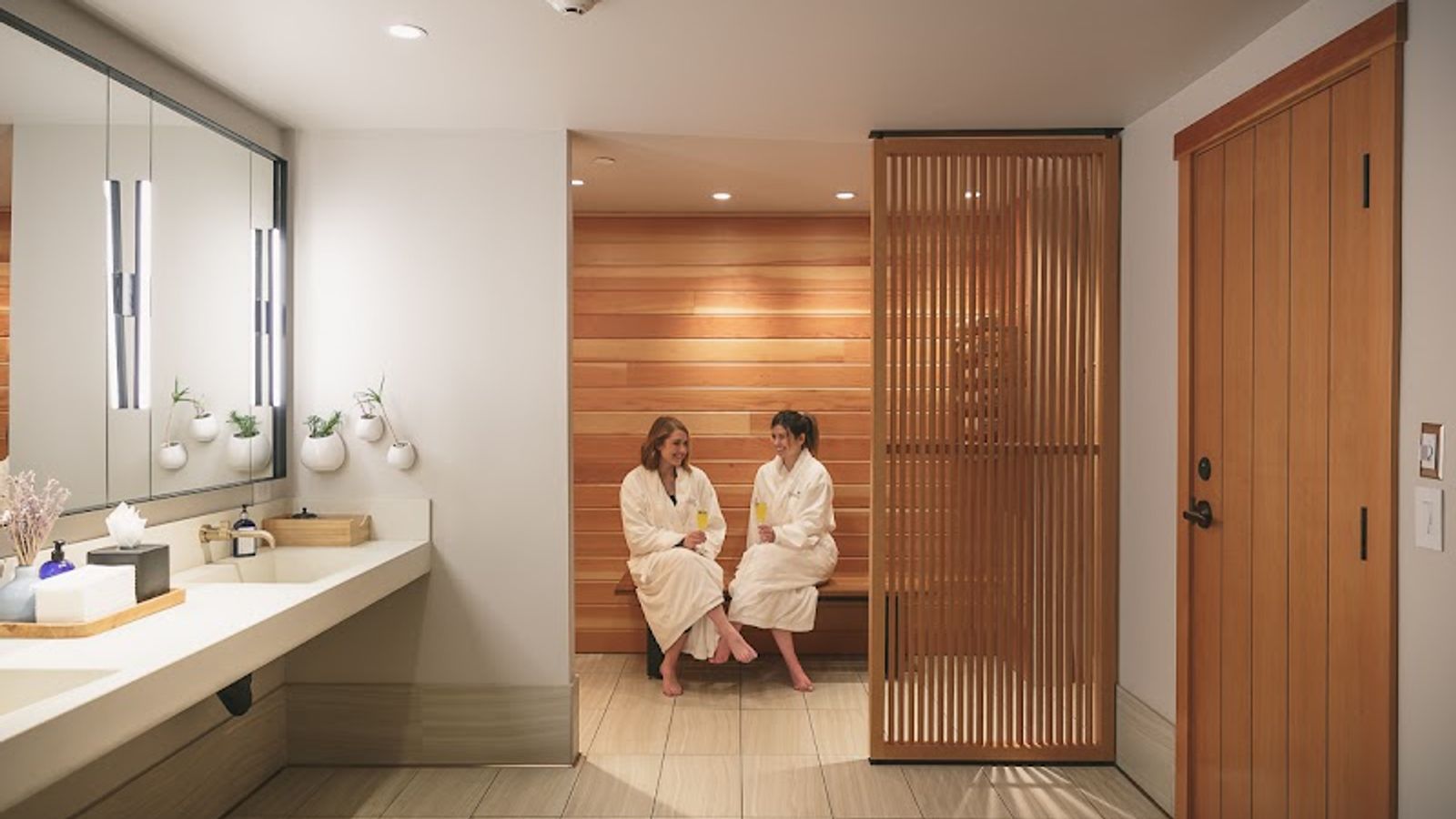 Photo of Headlands Coastal Lodge & Spa