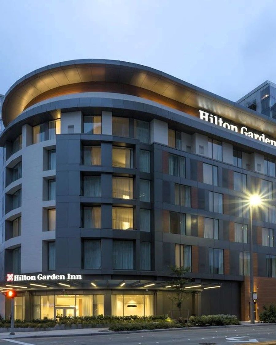 Hilton Garden Inn Seattle Bellevue Downtown