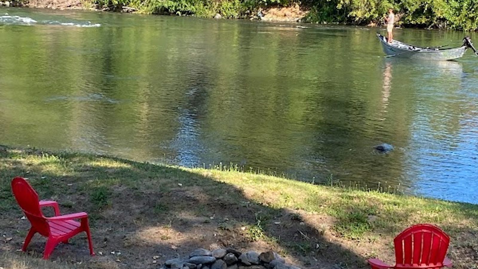 Photo of Rogue River Resort