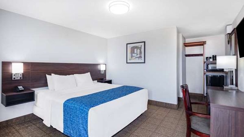 Photo of Travelodge by Wyndham Newport