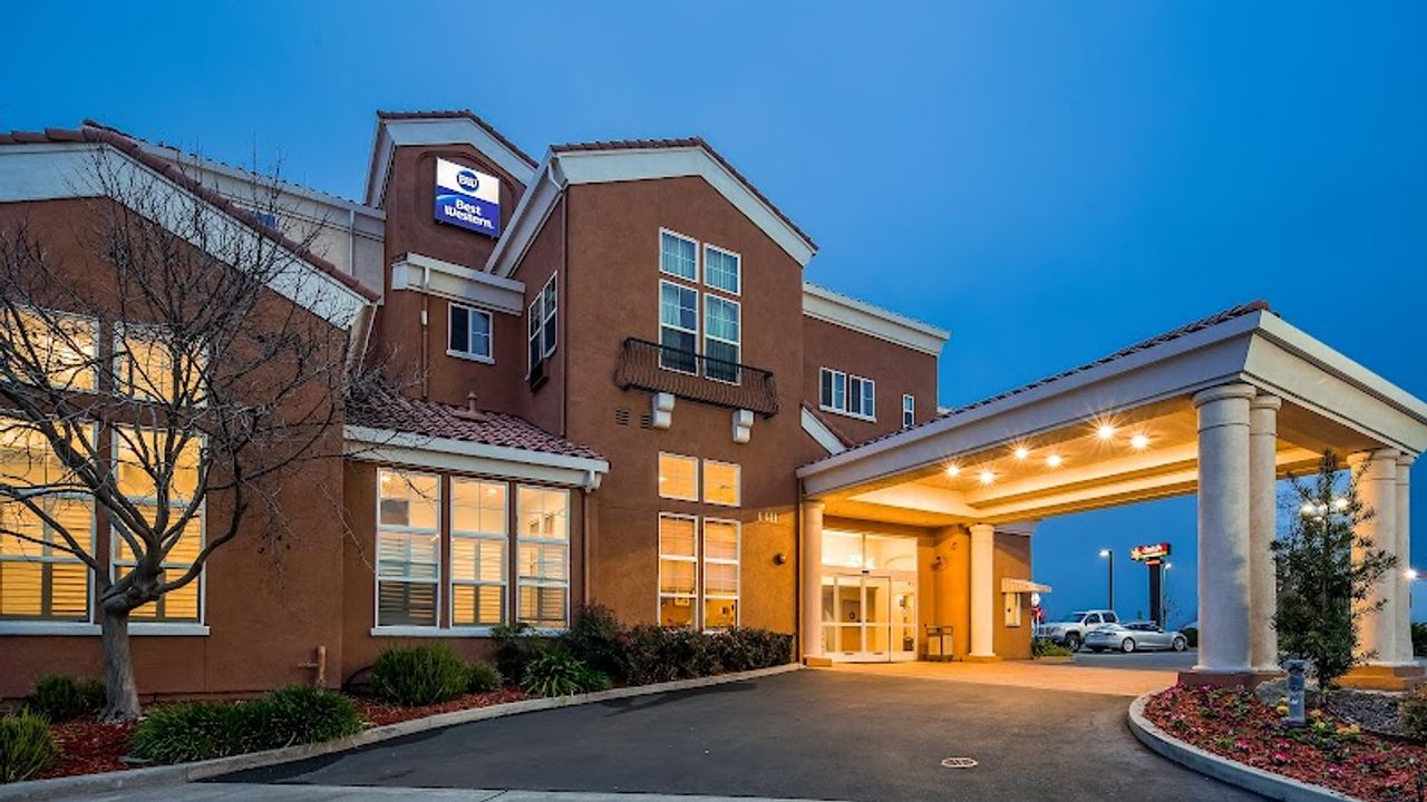 Photo of Best Western I-5 Inn & Suites