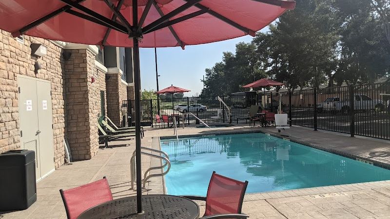 Photo of Hampton Inn Fresno Airport