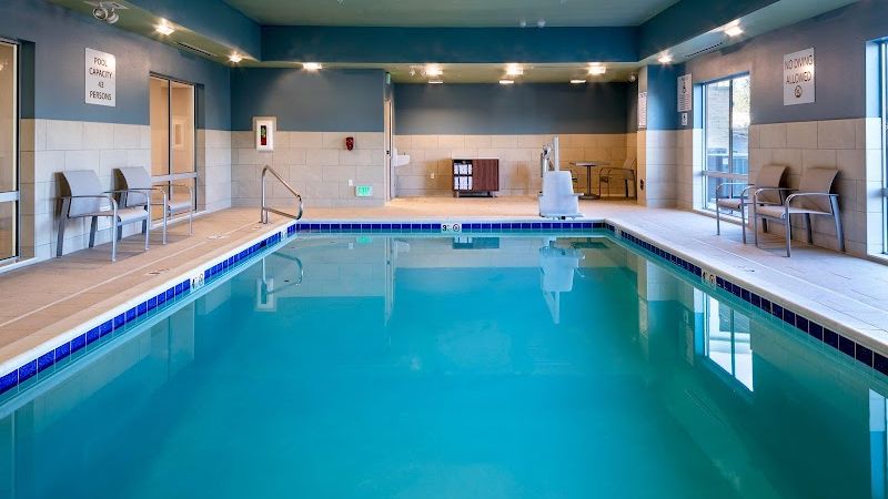 Photo of Holiday Inn Express & Suites Bend South, an IHG Hotel