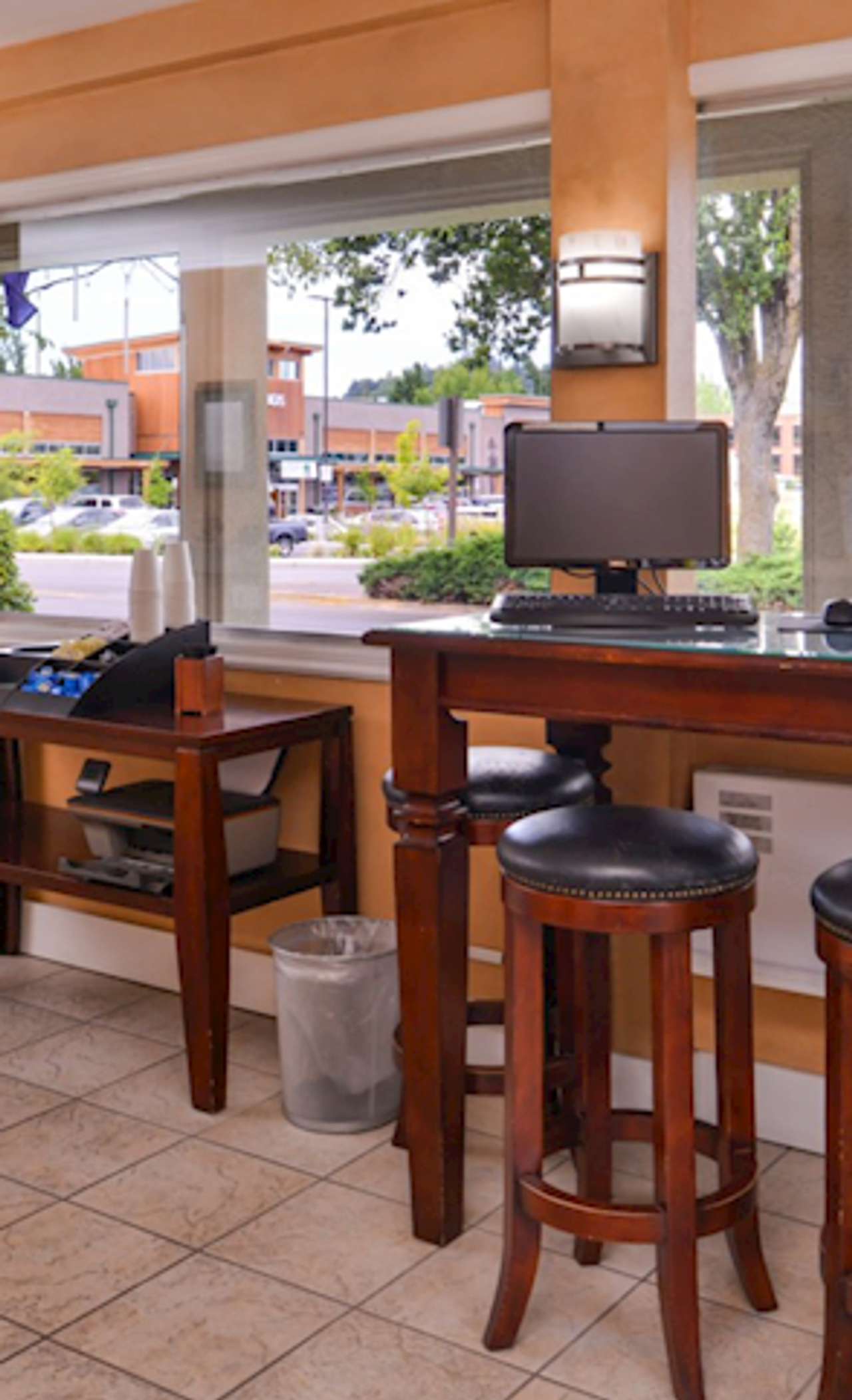 Photo of Campus Inn & Suites Eugene Downtown