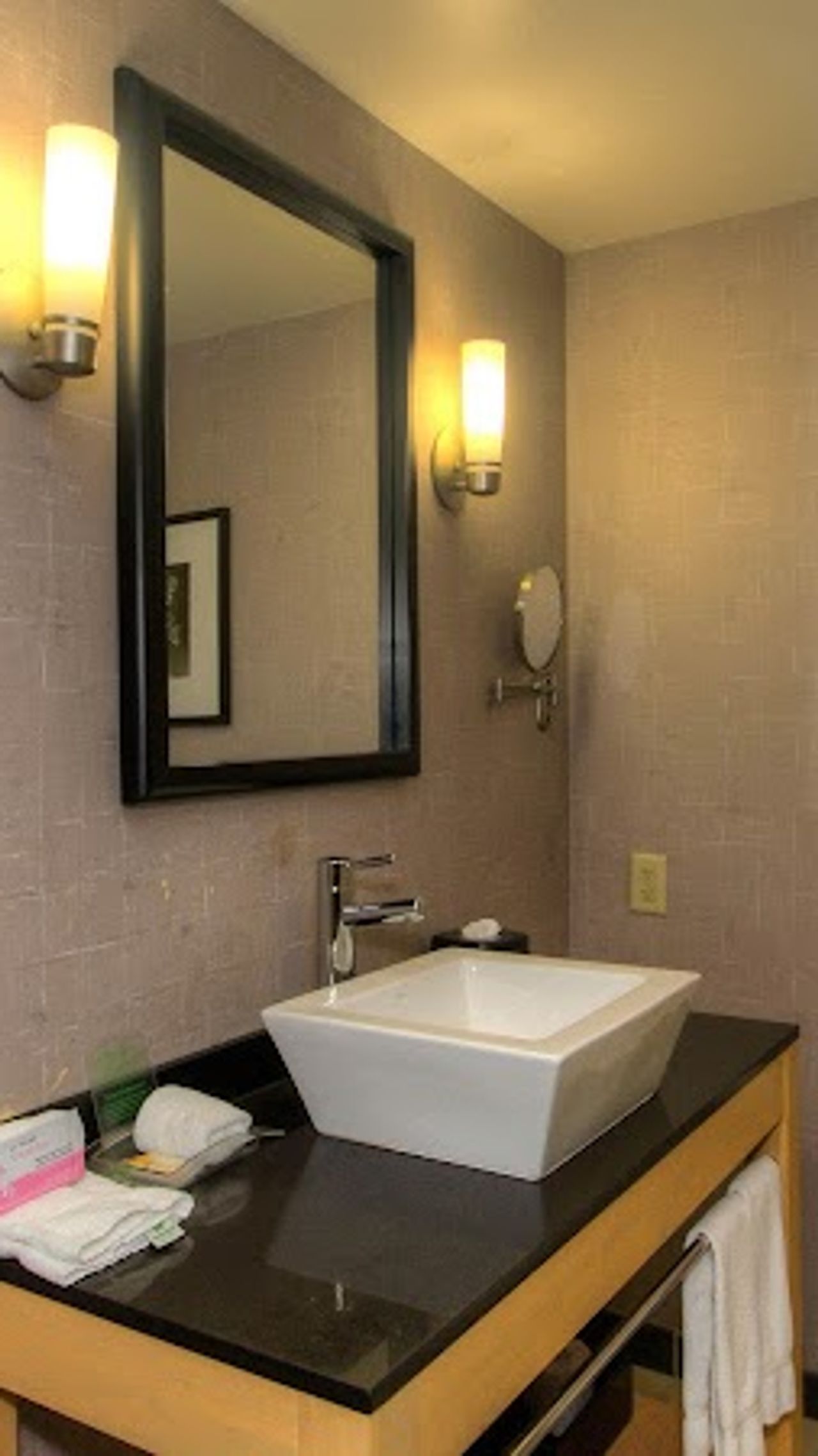 Photo of Holiday Inn Boise Airport, an IHG Hotel