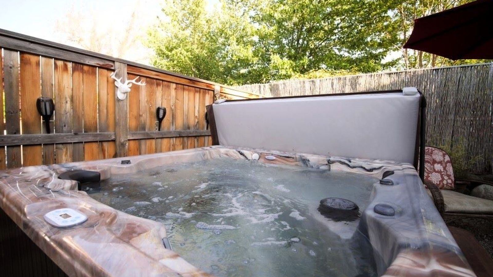 RedTail Inn - Hot Tub