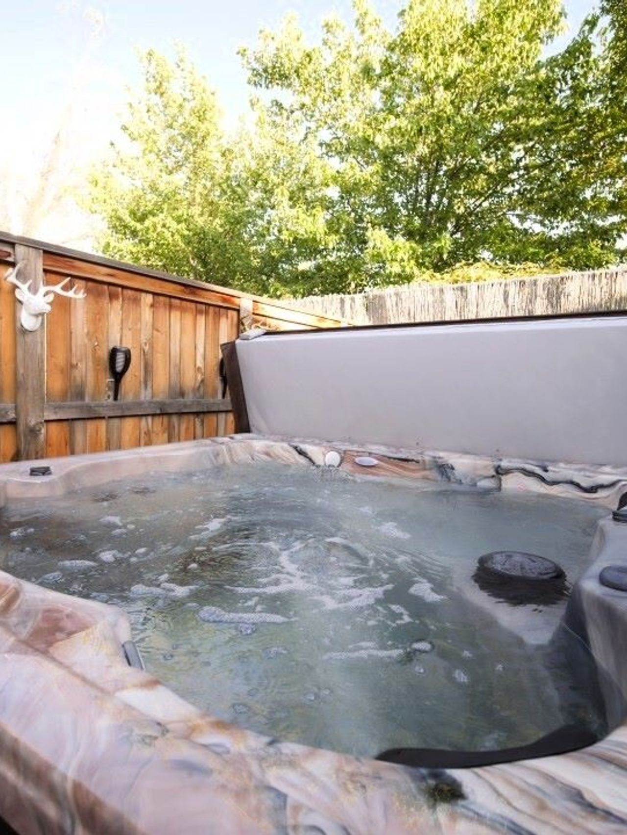 RedTail Inn - Hot Tub