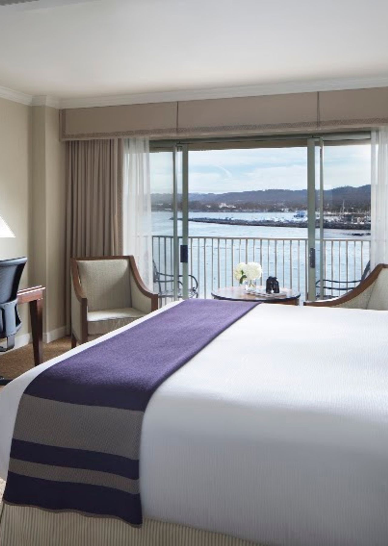 Photo of Monterey Plaza Hotel & Spa - Harbor View Room, King bed, Private balcony