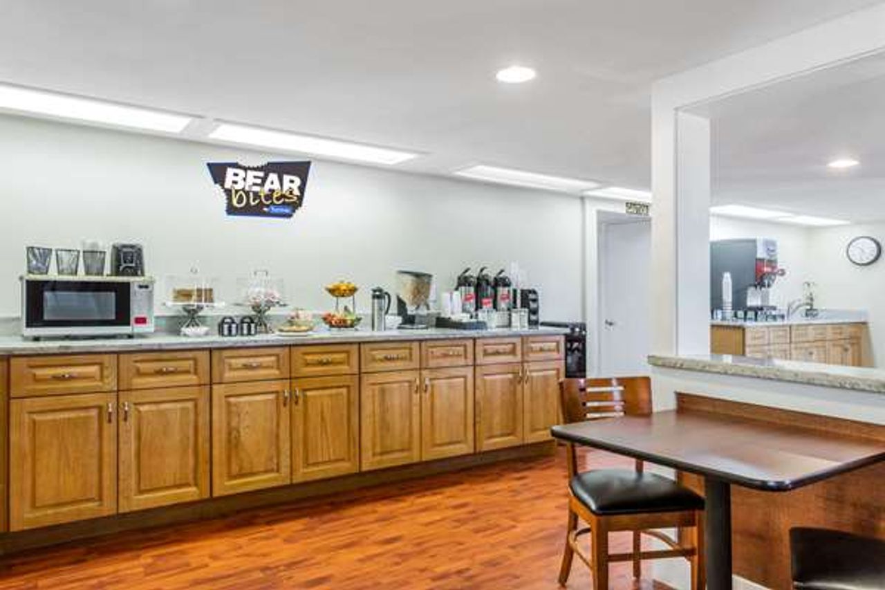 Photo of Travelodge by Wyndham Fairfield/Napa Valley