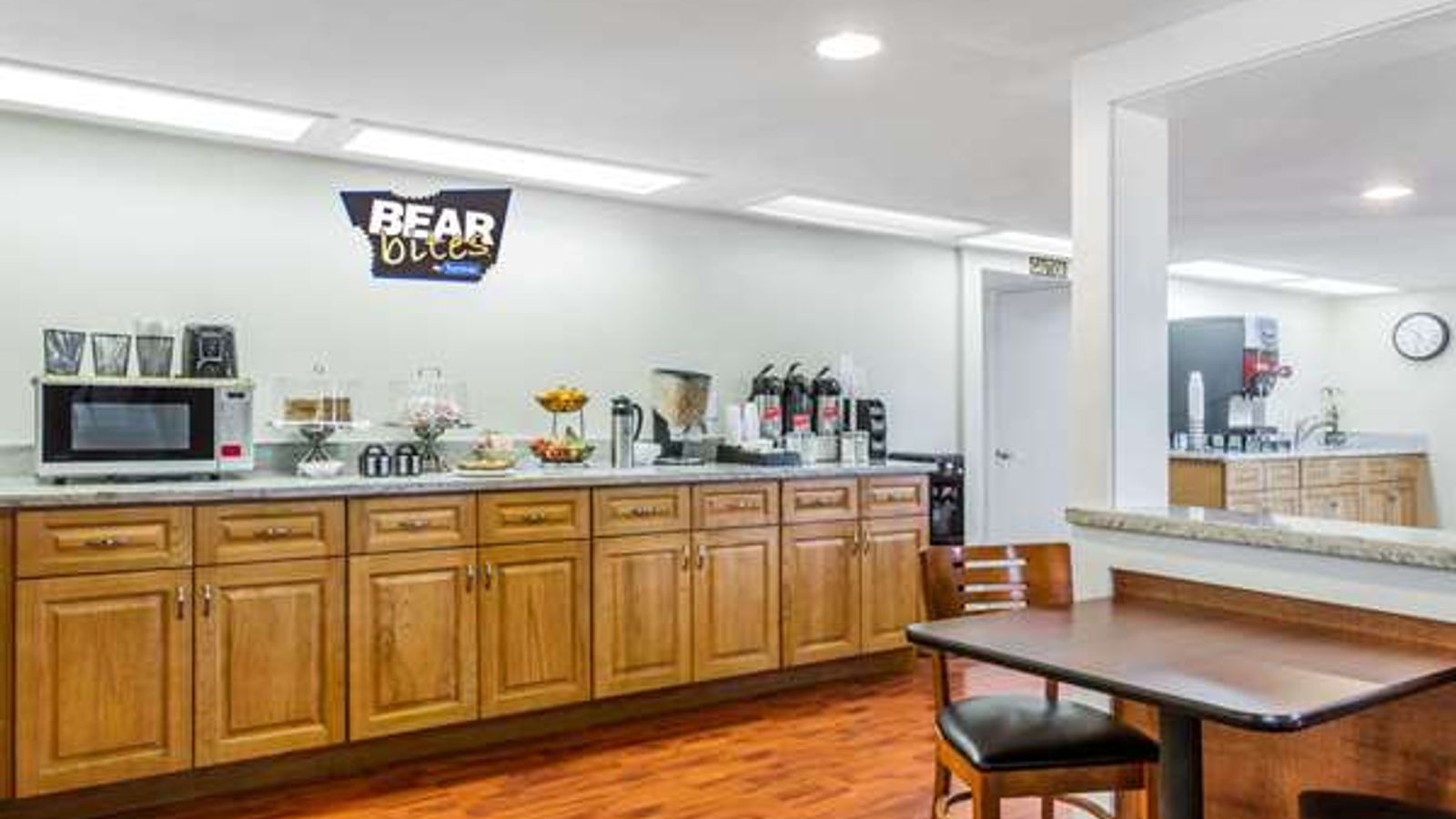 Photo of Travelodge by Wyndham Fairfield/Napa Valley