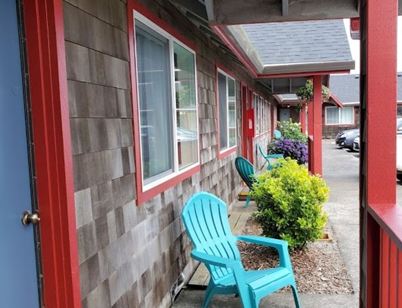 Photo of Surf & Sand Inn