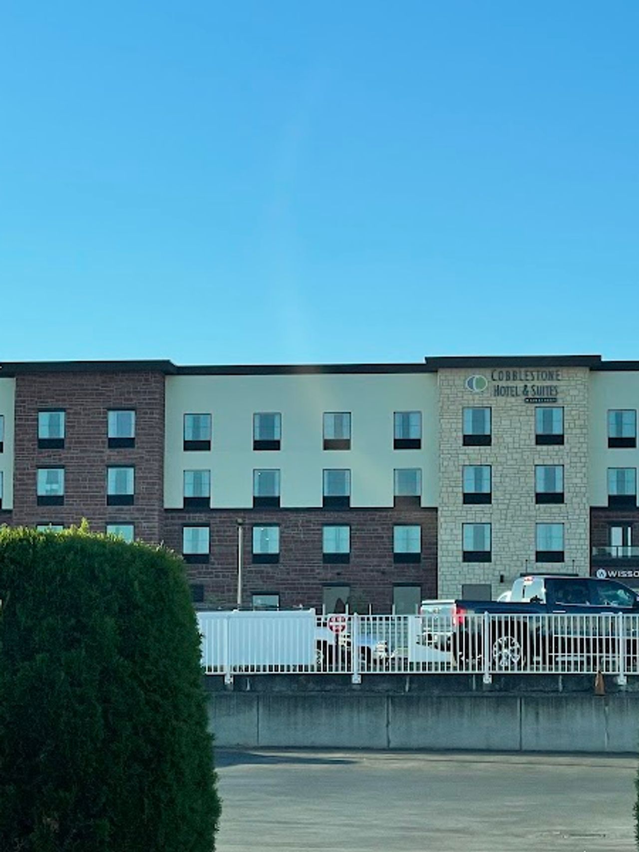 Photo of Cobblestone Hotel & Suites - Lynden