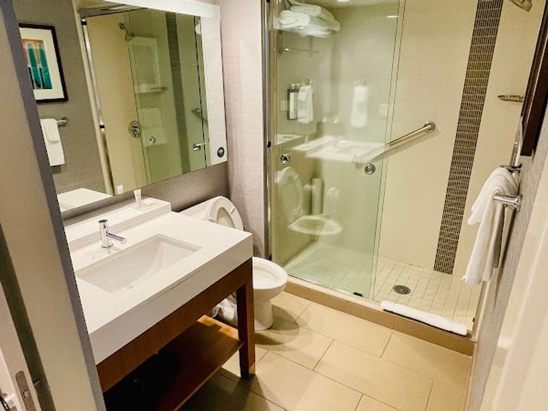 Photo of Hyatt Place Eugene / Oakway Center - Bathroom, Walk-in shower