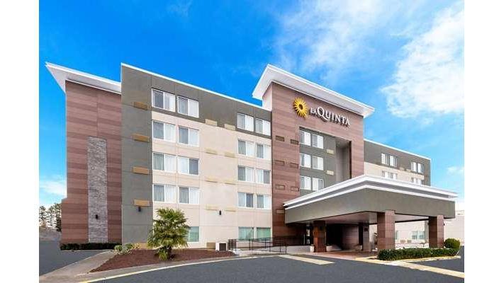 Photo of La Quinta Inn by Wyndham Lynnwood