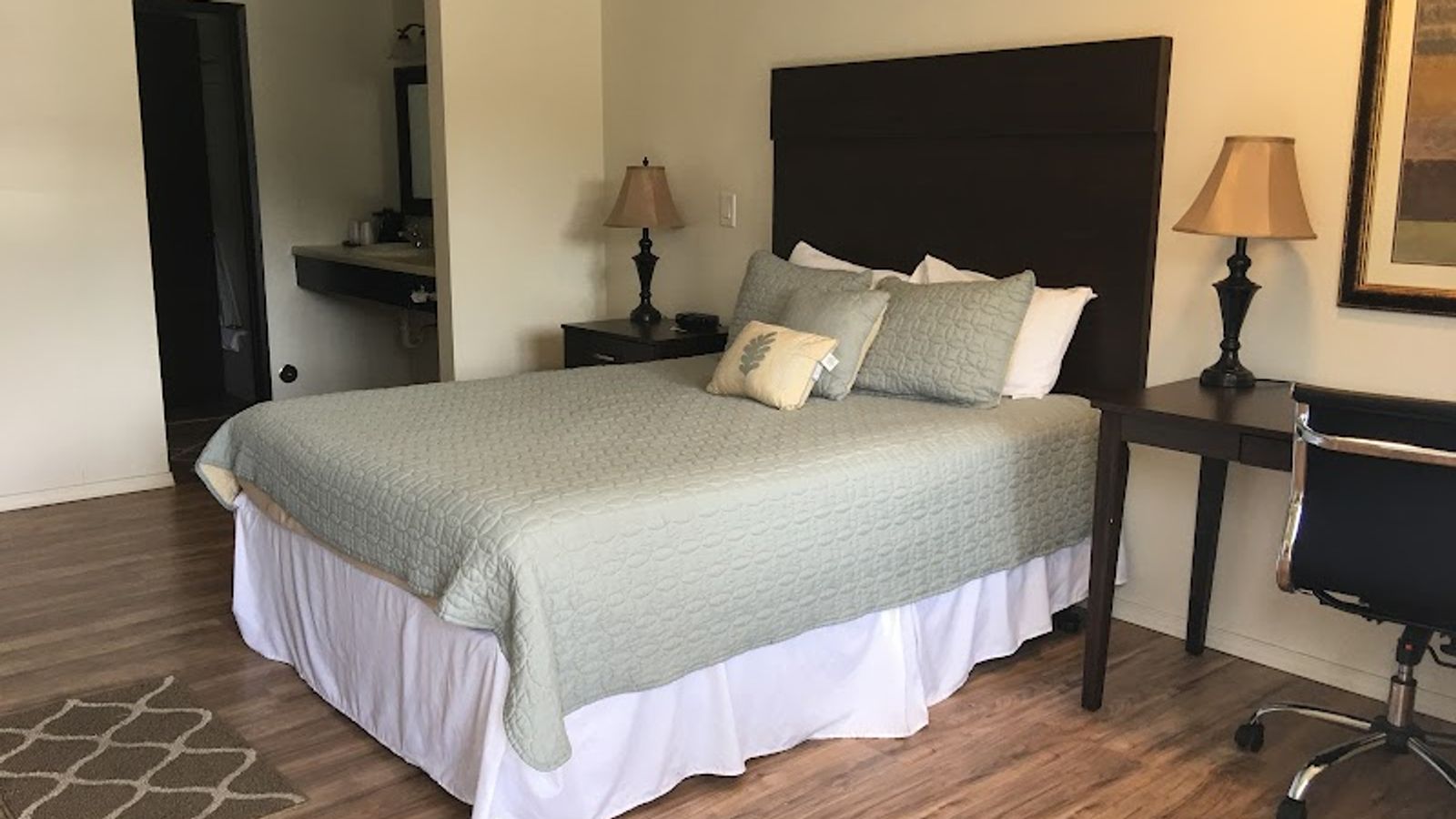 Photo of White Pine Motel