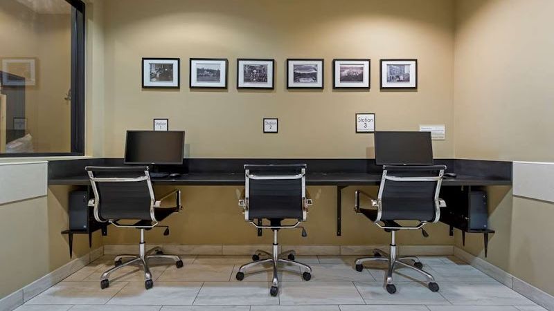 Photo of Best Western Plus Lacey Inn & Suites