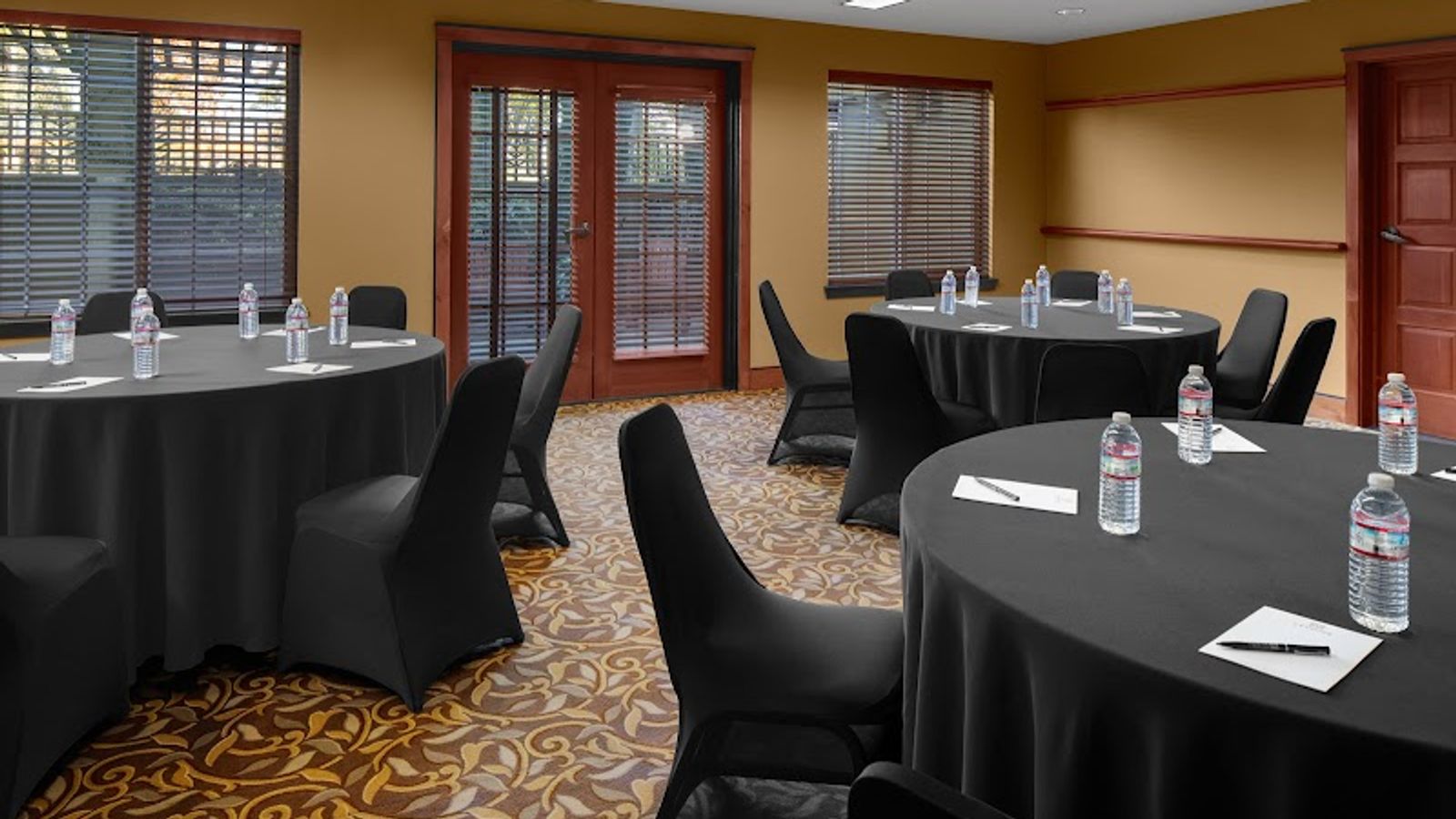 Photo of Larkspur Landing Sunnyvale