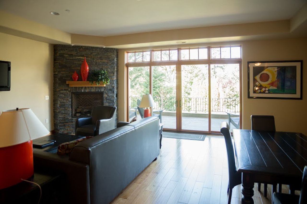 Photo of Columbia Cliff Villas Hotel