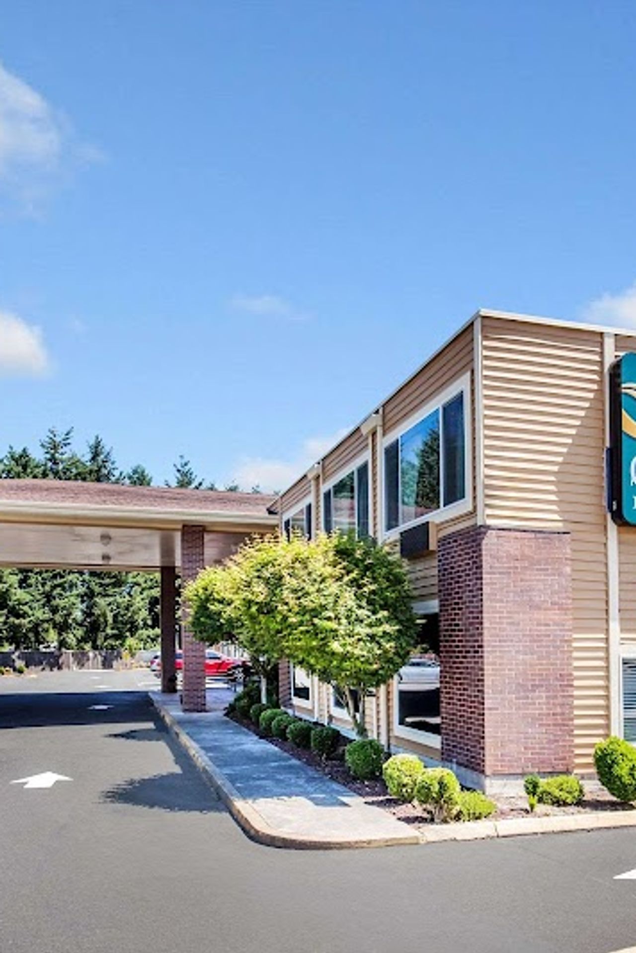 Photo of Quality Inn & Suites Vancouver North