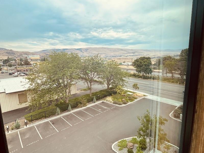 Photo of Holiday Inn Express & Suites the Dalles