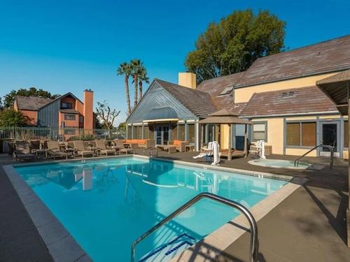 Photo of SenS Suites Livermore, SureStay Collection by Best Western