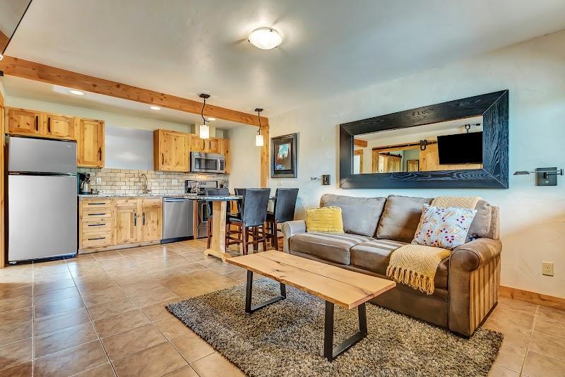 Photo of Wall Street Suites