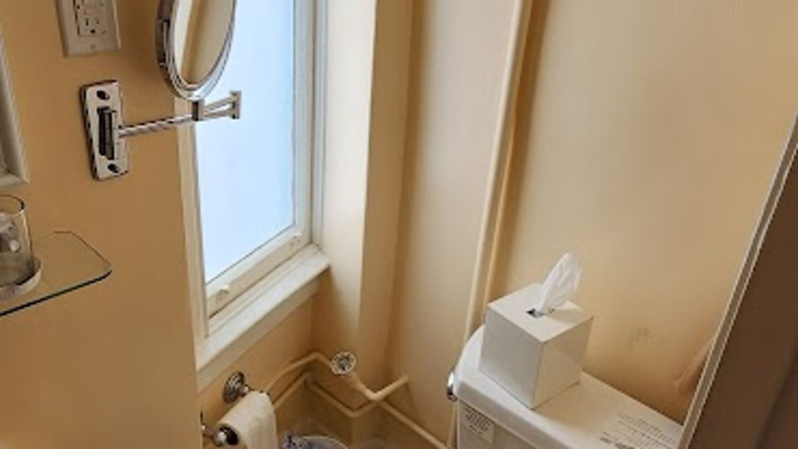 Photo of The Andrews Hotel