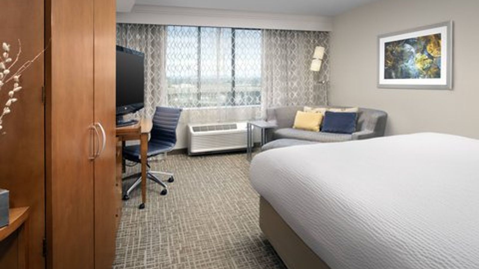 Photo of Courtyard Tacoma Downtown