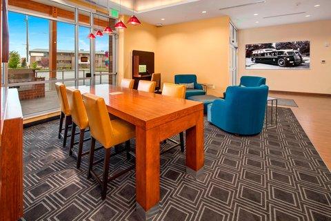 Photo of TownePlace Suites Bellingham