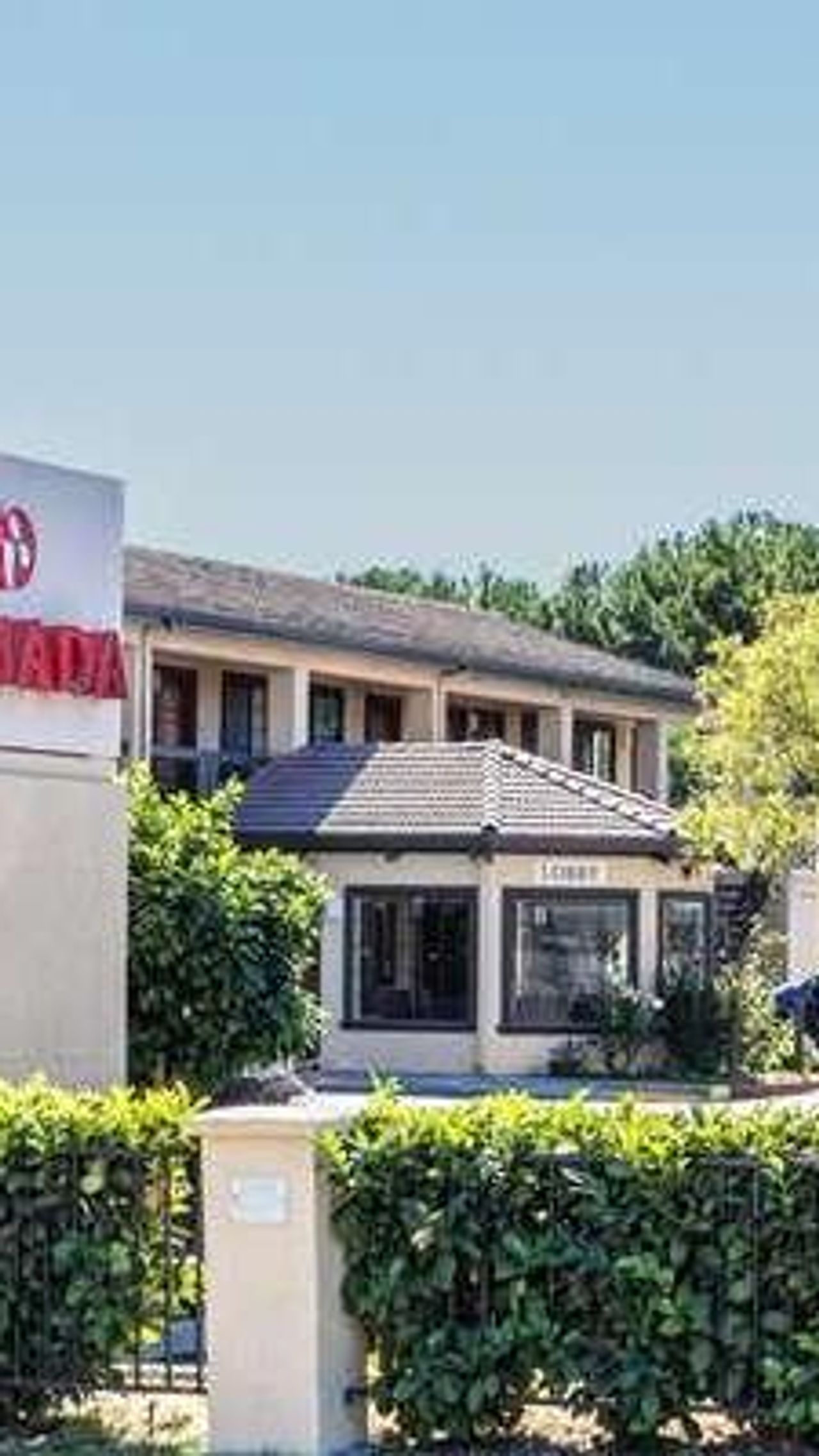 Photo of Ramada by Wyndham Mountain View