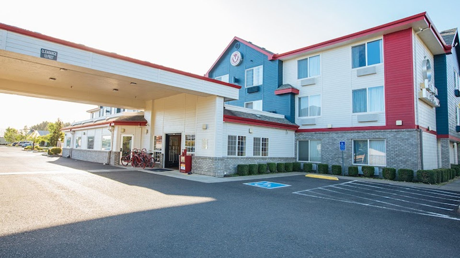 Red Lion Inn & Suites McMinnville