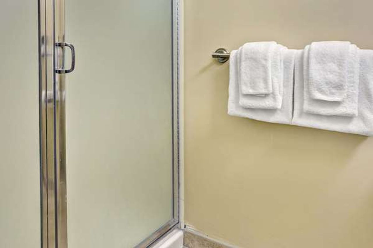 Photo of Travelodge by Wyndham Presidio San Francisco