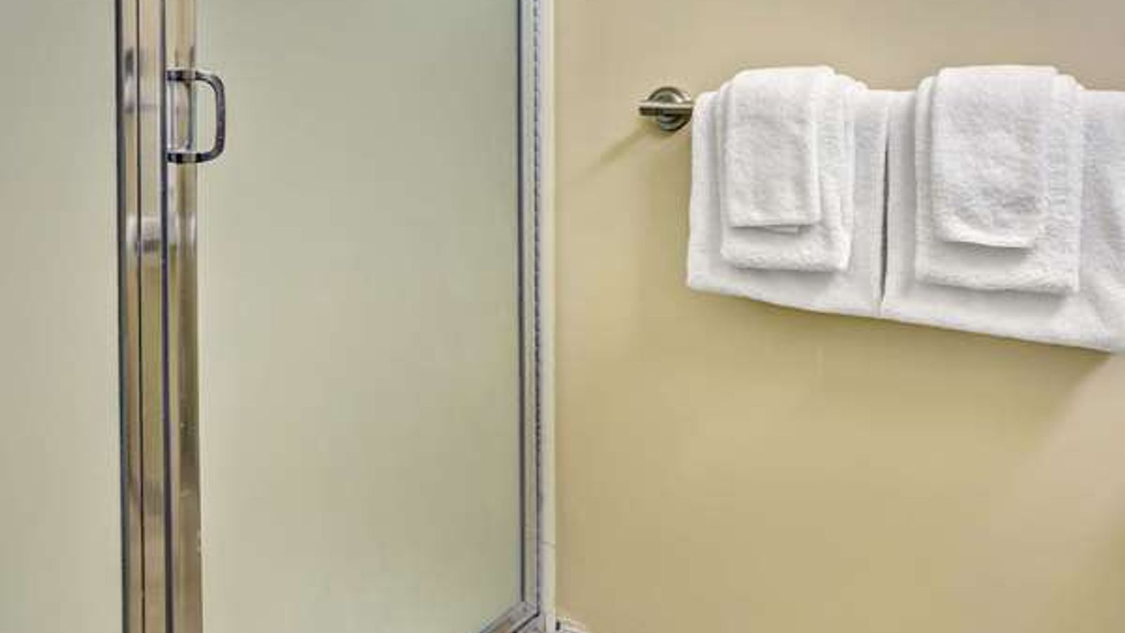 Photo of Travelodge by Wyndham Presidio San Francisco