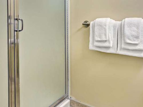 Photo of Travelodge by Wyndham Presidio San Francisco