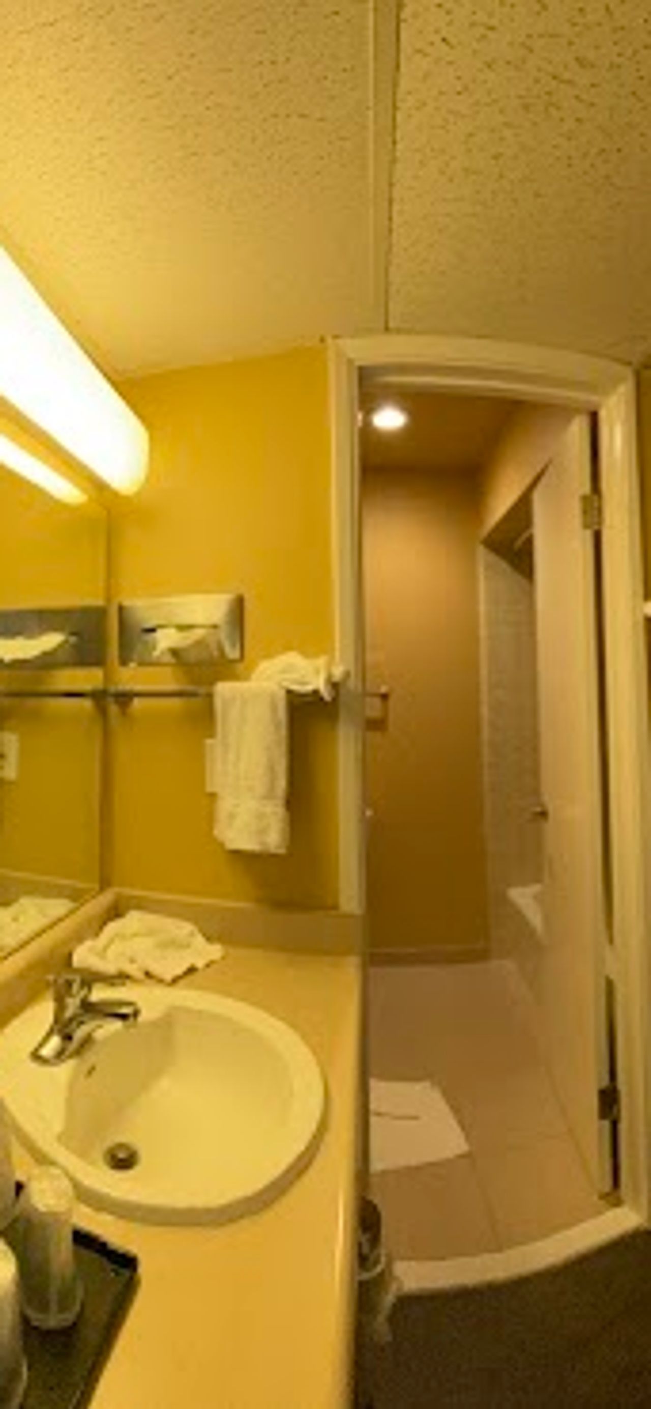Photo of Vagabond Inn Executive - San Francisco Airport Bayfront (SFO)