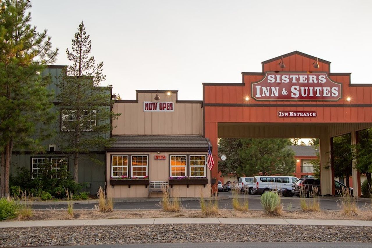 Photo of Sisters Inn & Suites