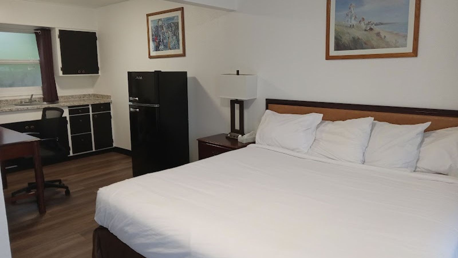 Photo of Blue Coast Inn & Suites