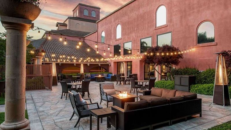 Photo of DoubleTree by Hilton Hotel Sonoma Wine Country