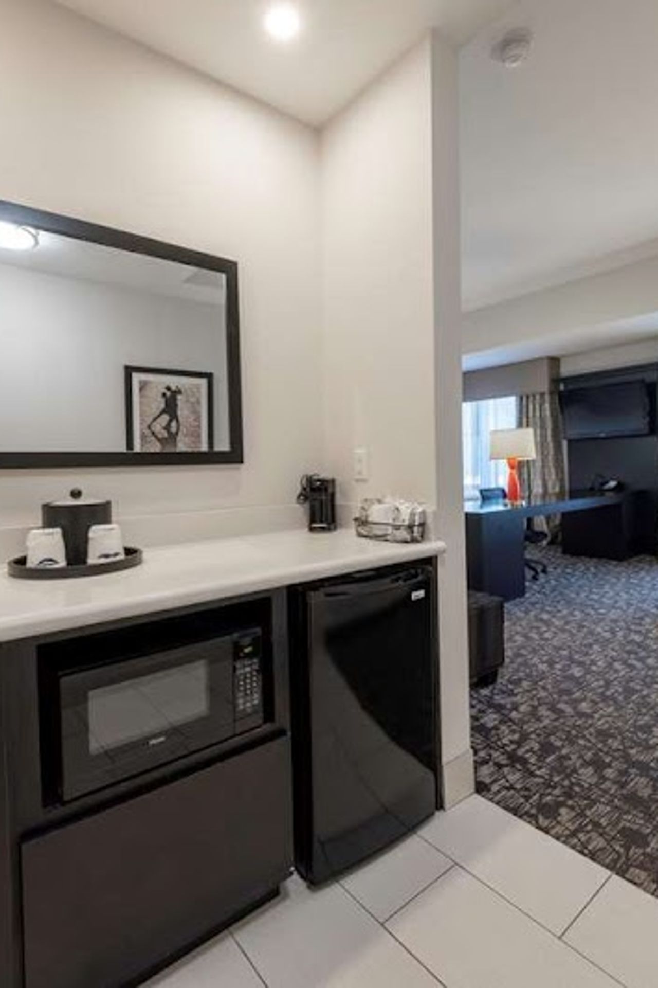 Photo of Hampton Inn & Suites DuPont