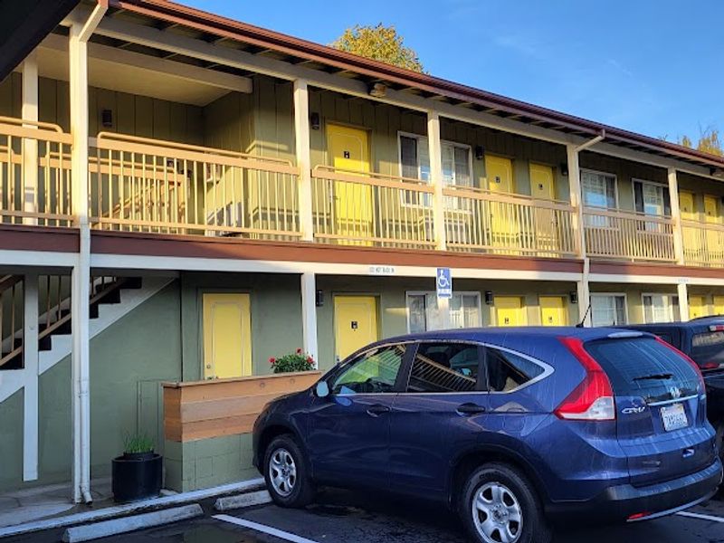 Photo of Ritz Inn