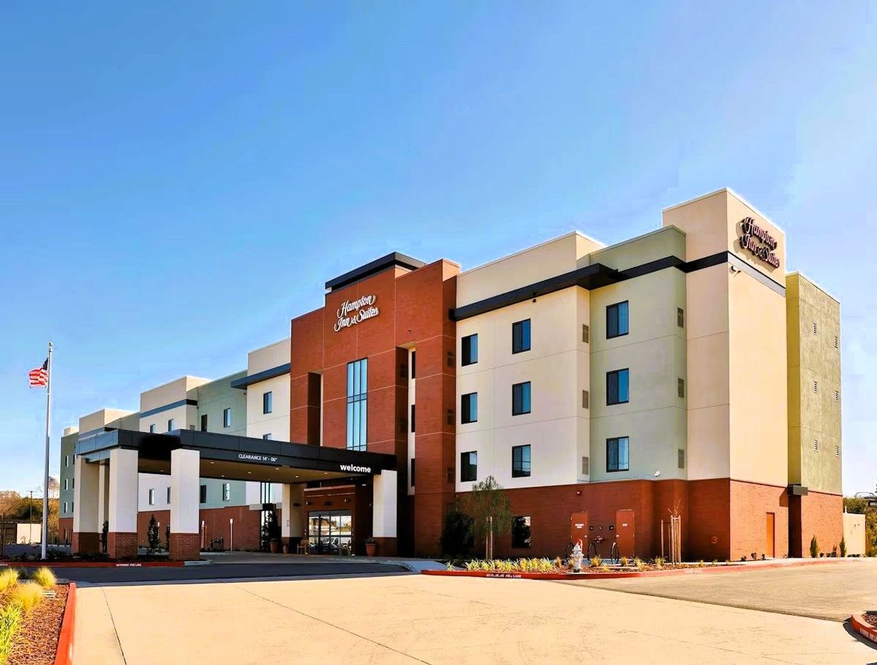Hampton Inn & Suites Sacramento at CSUS