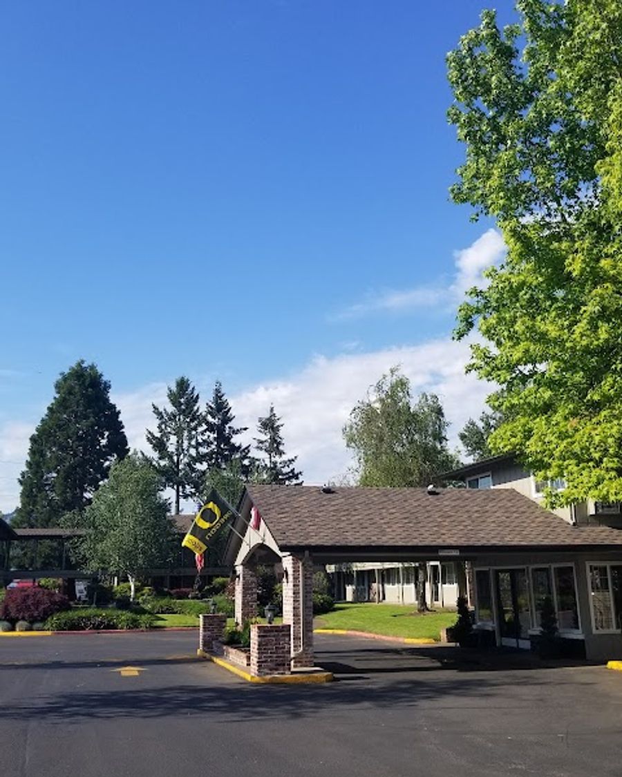 Village Inn Springfield/Eugene