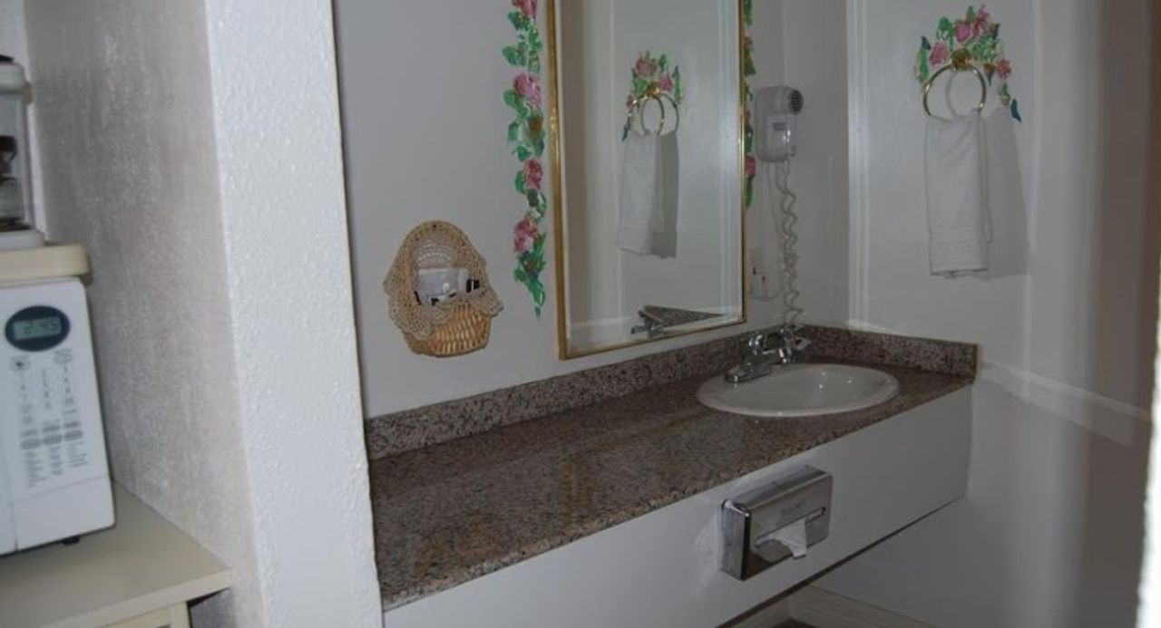 Photo of Stanford Motor Inn Palo Alto