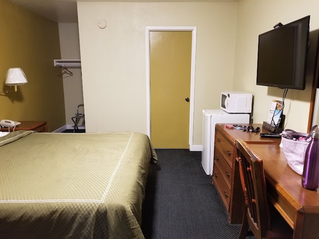 Photo of Echo Lodge - West Sacramento