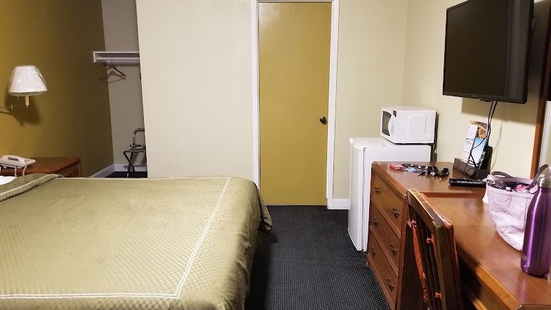 Photo of Echo Lodge - West Sacramento