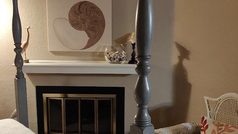 Photo of Merritt House Hotel - Boutique Double Queen, Fireplace