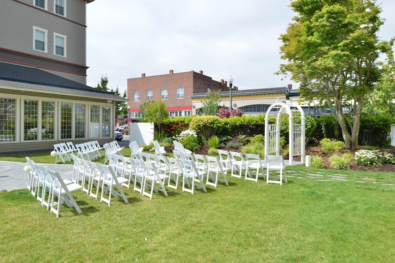 Photo of Majestic Inn & Spa