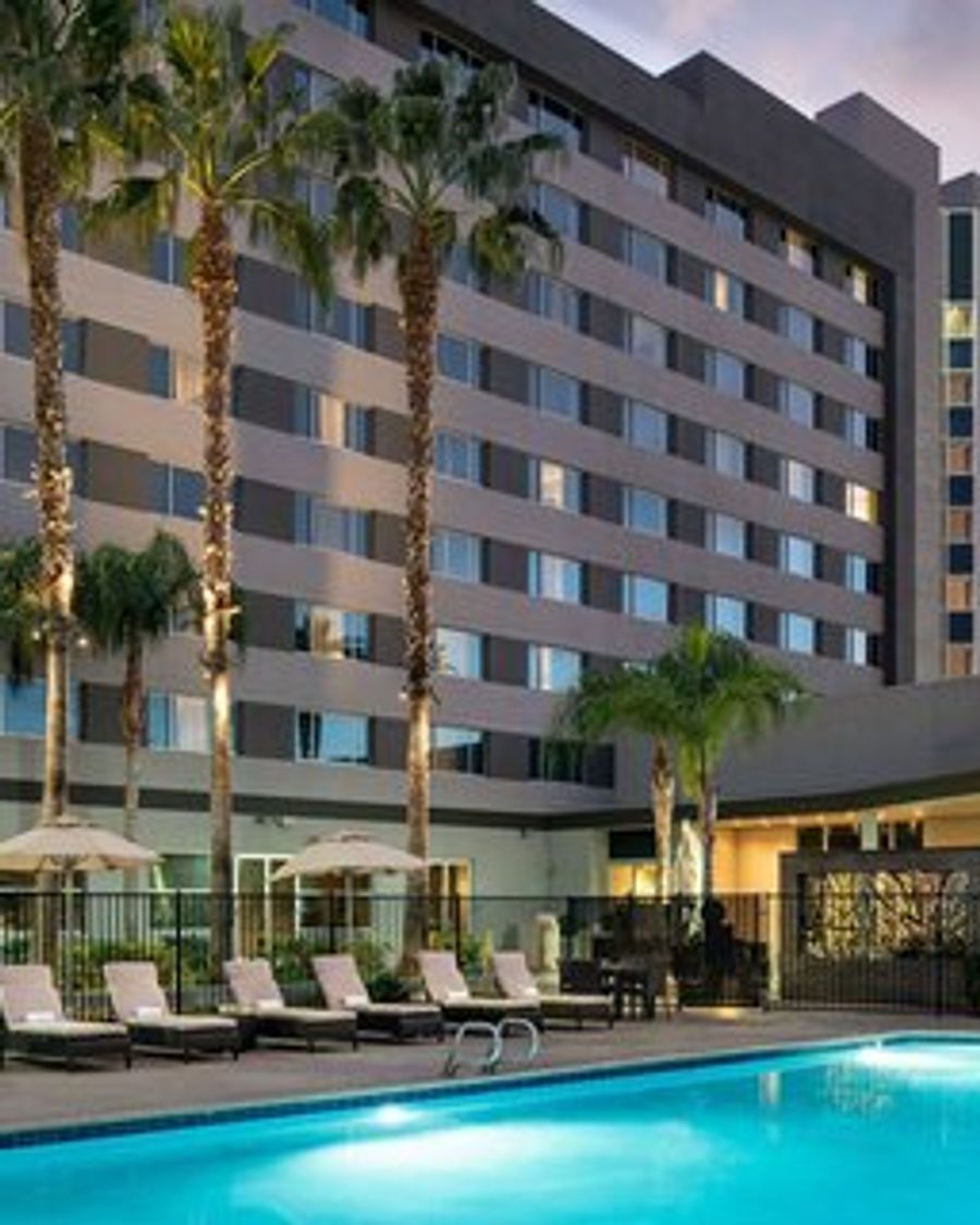 Bakersfield Marriott at the Convention Center