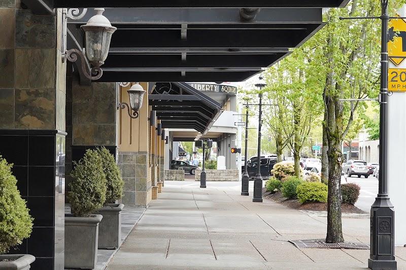 Photo of The Grand Hotel in Salem